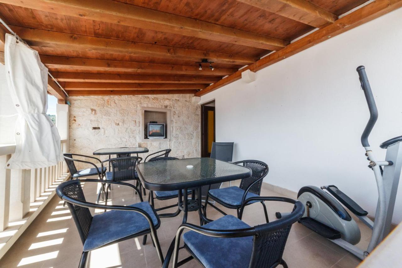 Apartments Fedrigo Sutivan Luaran gambar